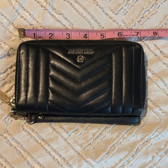 Michael Kors Black Quilted Wristlet - Picture 4 of 5